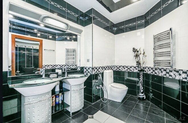 İcarəyə verilir 3 otaqlı yeni tikili 220 m², 28 May m., photo 9 from 12