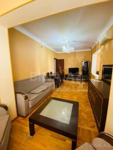 İcarəyə verilir 2 otaqlı köhnə tikili 63 m², Nəsimi m., photo 1 from 12