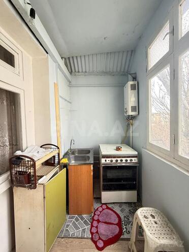 Продаётся 2-комн. вторичка 40 м², м. Элмляр Академиясы, photo 6 from 15