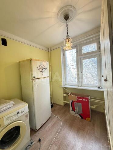 Продаётся 2-комн. вторичка 40 м², м. Элмляр Академиясы, photo 9 from 15