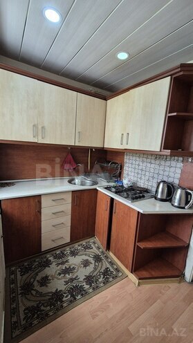 Satılır 1 otaqlı köhnə tikili 30 m², İnşaatçılar m., photo 3 from 9