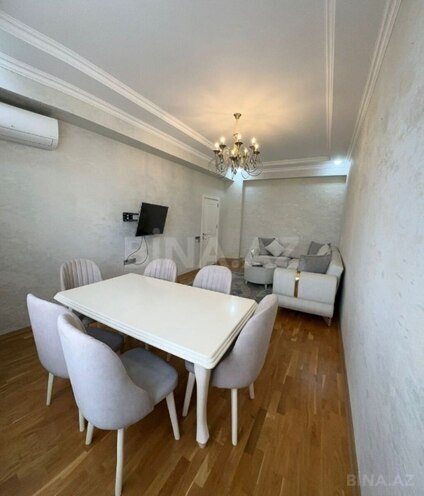 Сдаётся 2-комн. новостройка 77 м², м. Кара Караев, photo 8 from 13