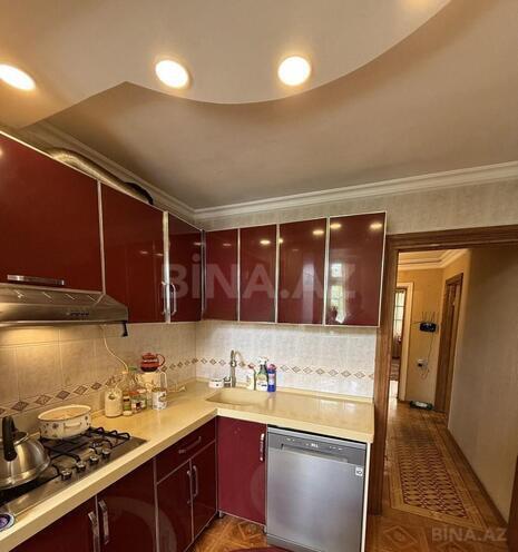 Продаётся 3-комн. вторичка 85 м², м. Нефтчиляр, photo 6 from 14