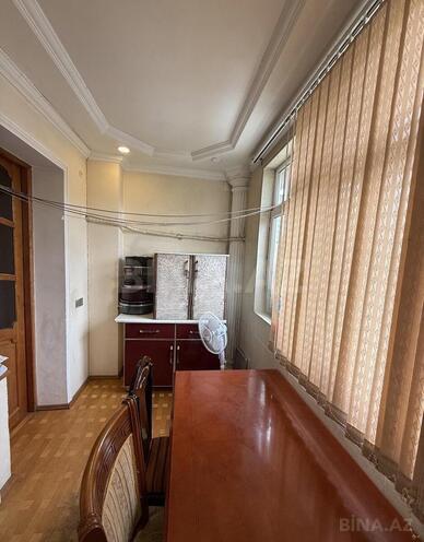 Продаётся 3-комн. вторичка 85 м², м. Нефтчиляр, photo 7 from 14