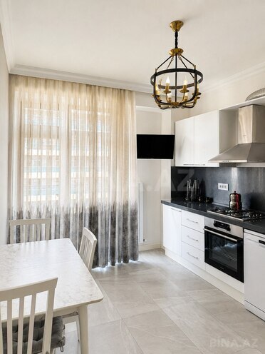 Сдаётся 2-комн. новостройка 103 м², м. 8 ноября, photo 11 from 18
