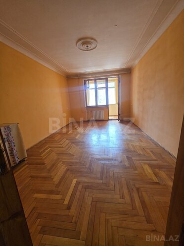 Продаётся 3-комн. вторичка 90 м², пос. Бакиханова, photo 1 from 13