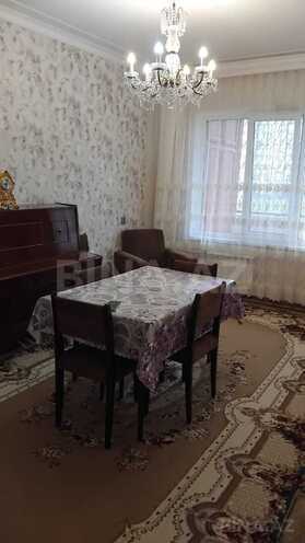 Satılır 4 otaqlı köhnə tikili 110 m², Əhmədli q., photo 1 from 13