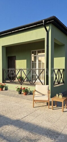 Satılır 3 otaqlı həyət evi/bağ evi 105 m², Novxanı q., photo 1 from 11