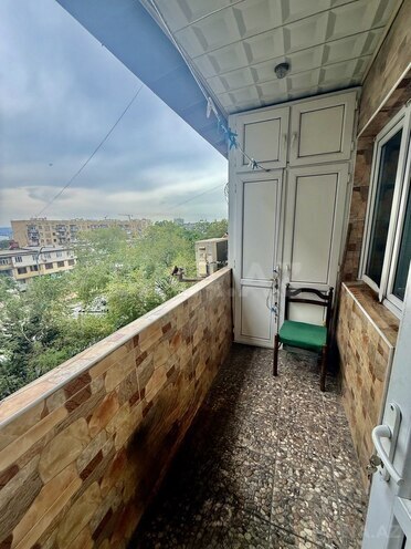 Продаётся 4-комн. вторичка 100 м², Хатаинский р., photo 6 from 18