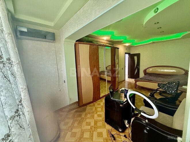 Продаётся 4-комн. вторичка 100 м², Хатаинский р., photo 11 from 18