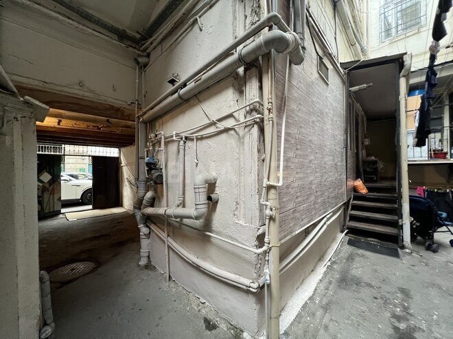 Продаётся 1-комн. вторичка 25 м², м. Низами, photo 3 from 10