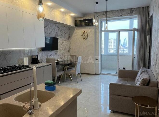 Продаётся 4-комн. новостройка 190 м², м. Элмляр Академиясы, photo 10 from 14