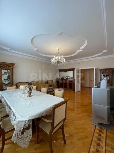 Satılır 3 otaqlı yeni tikili 128 m², 8-ci mikrorayon q., photo 3 from 23
