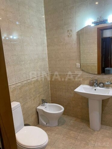 Продаётся 3-комн. новостройка 135 м², м. Низами, photo 10 from 14