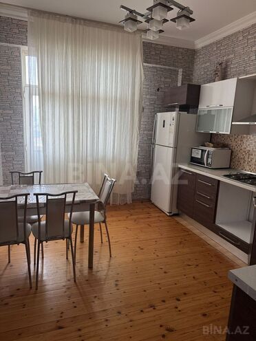Сдаётся 3-комн. новостройка 120 м², м. Иншаатчылар, photo 1 from 12