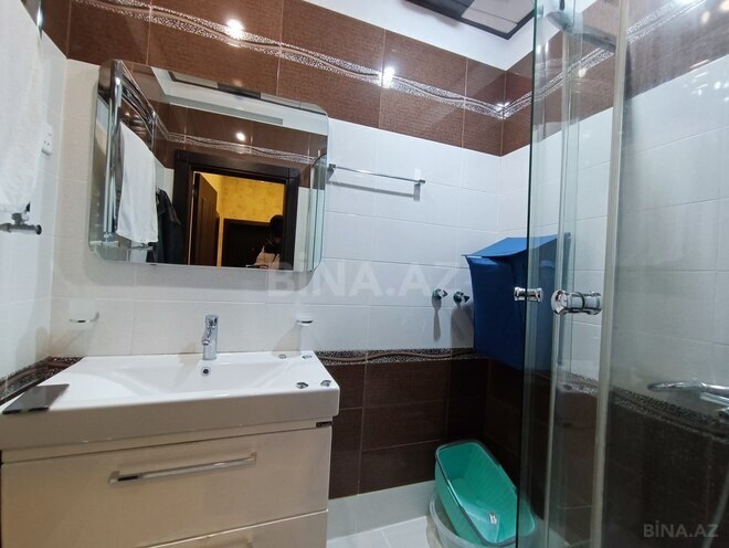 Сдаётся 3-комн. вторичка 70 м², м. Элмляр Академиясы, photo 6 from 13