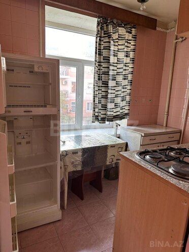 İcarəyə verilir 3 otaqlı köhnə tikili 72 m², 28 May m., photo 7 from 10