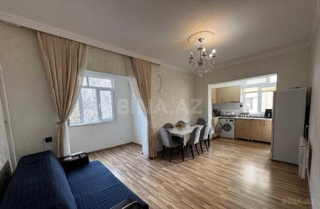 Satılır 2 otaqlı köhnə tikili 40 m², Əhmədli m., photo 1 from 17