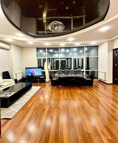 Сдаётся 2-комн. новостройка 110 м², Насиминский  р., photo 3 from 17