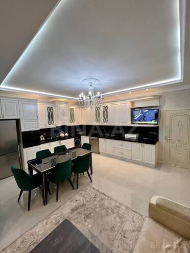 Продаётся 4-комн. новостройка 180 м², Ясамальский р., photo 11 from 26