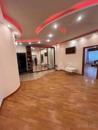 Продаётся 4-комн. новостройка 198 м², м. Низами, photo 9 from 19