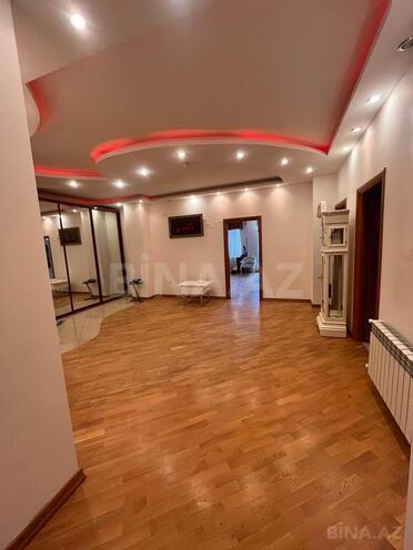 Продаётся 4-комн. новостройка 198 м², м. Низами, photo 10 from 19