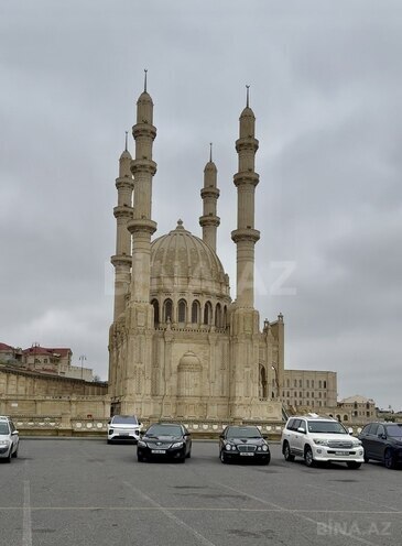 Satılır 12 otaqlı həyət evi/bağ evi 500 m², 9-cu mikrorayon q., photo 1 from 32