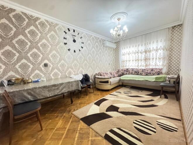 Продаётся 3-комн. вторичка 80 м², м. Ази Асланов, photo 1 from 27
