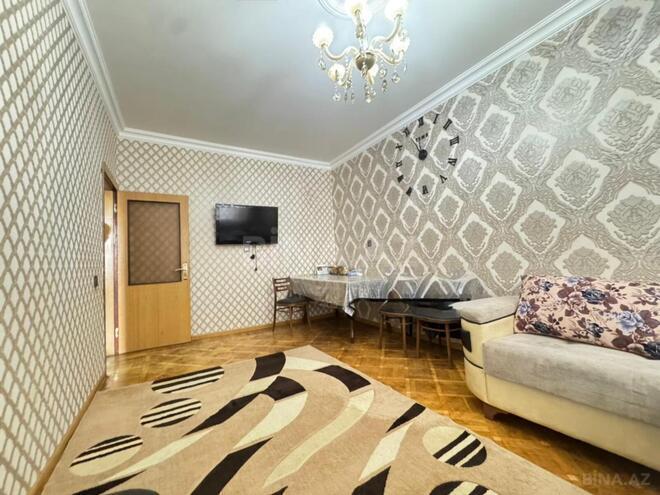Продаётся 3-комн. вторичка 80 м², м. Ази Асланов, photo 4 from 27