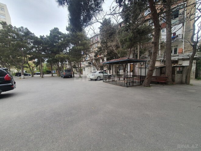 Продаётся 1-комн. вторичка 30 м², м. Кара Караев, photo 4 from 13