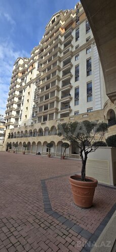 Продаётся 4-комн. новостройка 210 м², м. Низами, photo 4 from 21