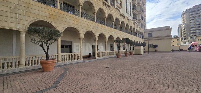 Продаётся 4-комн. новостройка 210 м², м. Низами, photo 3 from 21