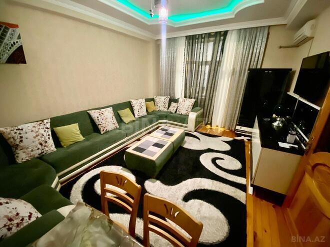 Сдаётся 2-комн. новостройка 57 м², м. Ахмедлы, photo 1 from 17