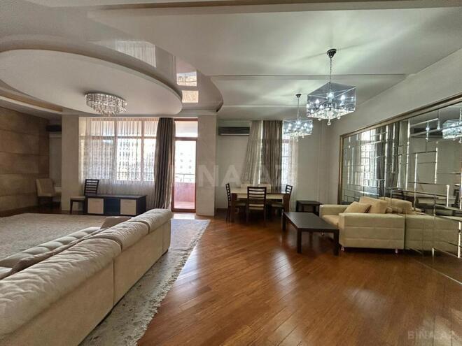 Сдаётся 3-комн. новостройка 170 м², м. Элмляр Академиясы, photo 10 from 32