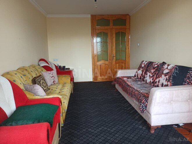 Продаётся 2-комн. вторичка 49 м², м. Халглар Достлугу, photo 1 from 8