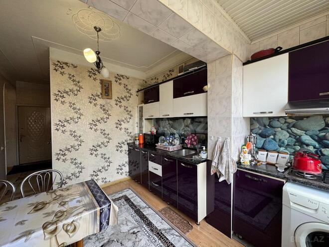 Продаётся 2-комн. вторичка 65 м², Хатаинский р., photo 8 from 14