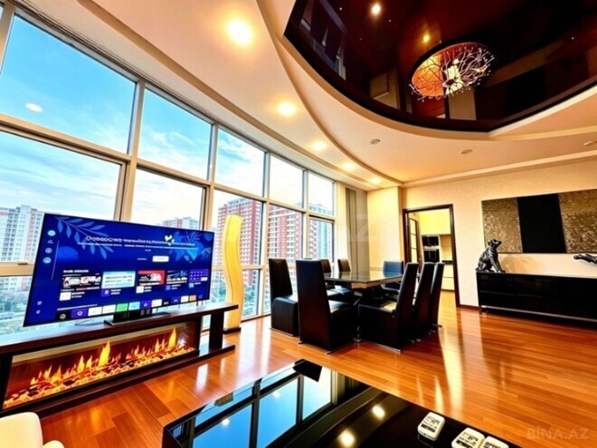 Сдаётся 3-комн. новостройка 110 м², м. 28 мая, photo 1 from 15