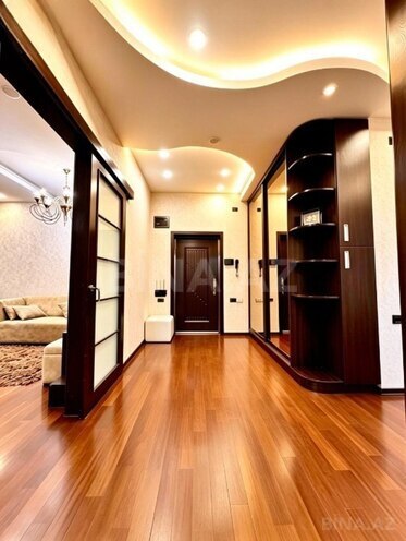 Сдаётся 3-комн. новостройка 110 м², м. 28 мая, photo 13 from 15