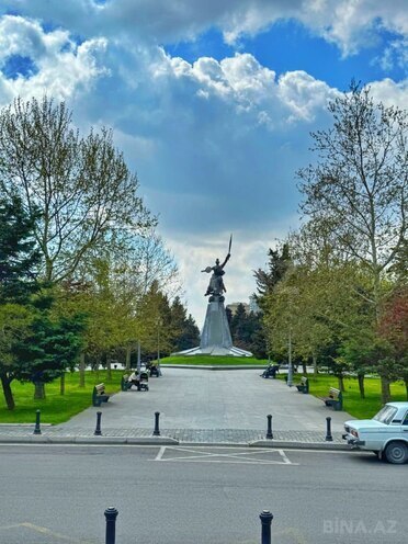 Продаётся 3-комн. вторичка 80 м², Насиминский  р., photo 1 from 16
