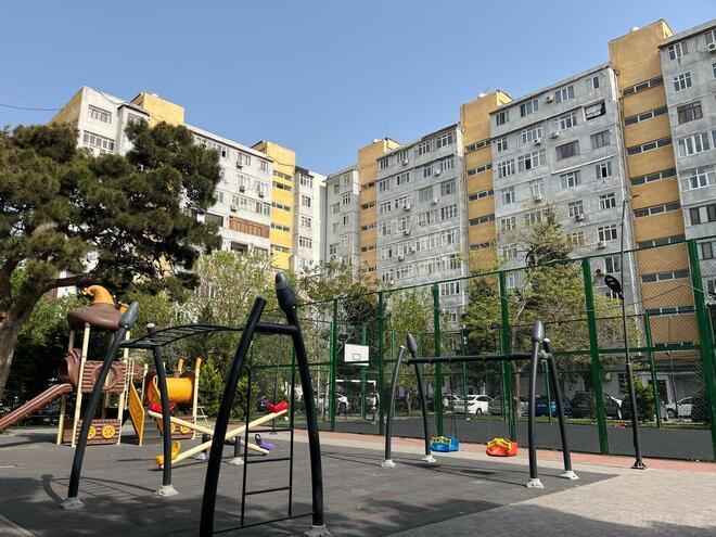 Satılır 3 otaqlı köhnə tikili 96 m², Gənclik m., photo 1 from 30