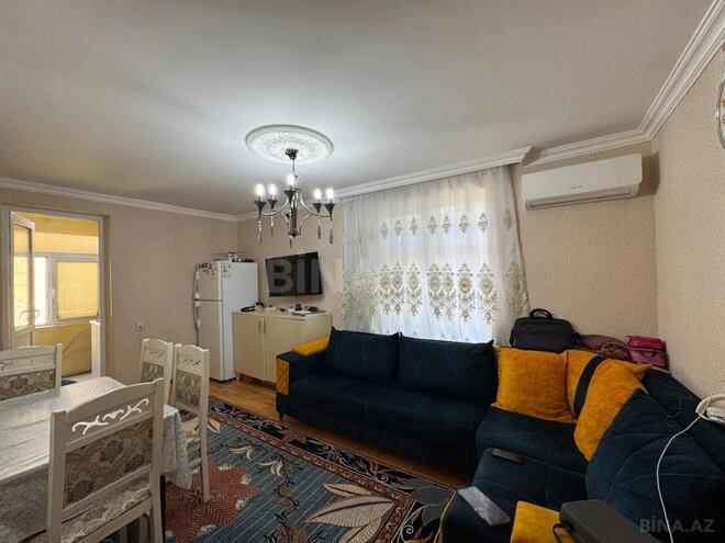 Продаётся 2-комн. вторичка 40 м², м. Нефтчиляр, photo 3 from 17