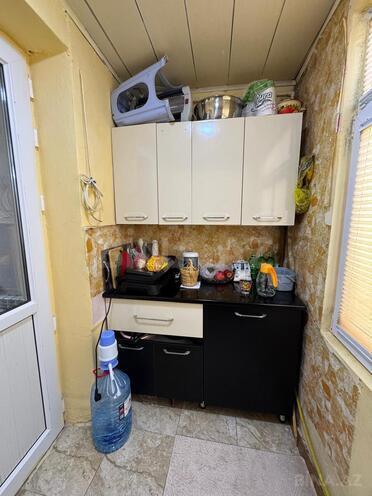 Продаётся 2-комн. вторичка 40 м², м. Нефтчиляр, photo 14 from 17