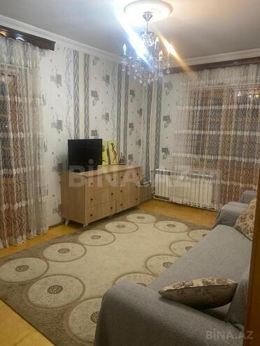 Satılır 2 otaqlı köhnə tikili 65 m², Həzi Aslanov m., photo 1 from 13