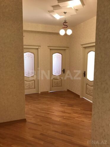 Satılır 4 otaqlı yeni tikili 131 m², İnşaatçılar m., photo 1 from 16