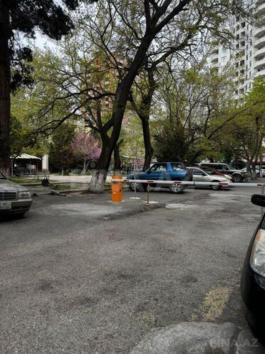 Satılır 3 otaqlı köhnə tikili 55 m², İnşaatçılar m., photo 3 from 14