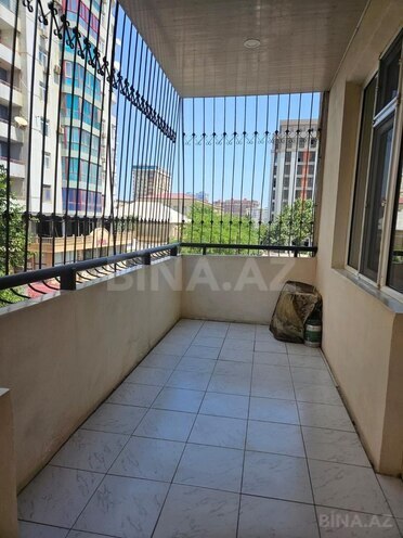 Продаётся 4-комн. новостройка 207 м², м. Низами, photo 11 from 17