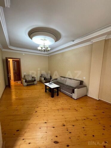 Сдаётся 2-комн. новостройка 80 м², м. 8 ноября, photo 1 from 14