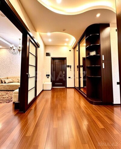 Сдаётся 3-комн. новостройка 110 м², Насиминский  р., photo 10 from 16