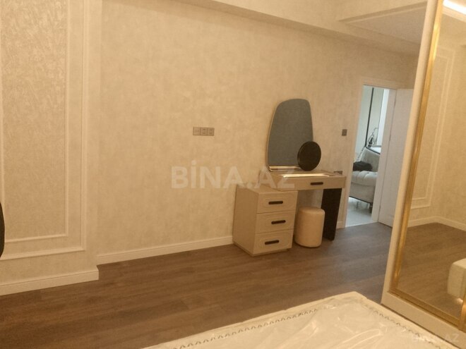 Сдаётся 3-комн. новостройка 120 м², Хатаинский р., photo 12 from 13