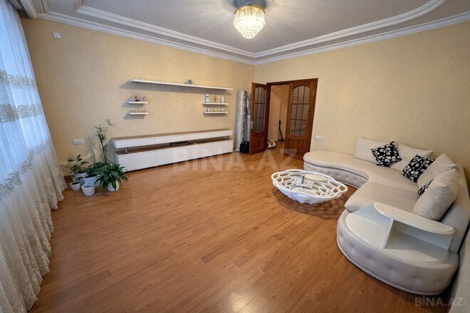 Продаётся 3-комн. новостройка 115 м², м. Гянджлик, photo 1 from 13